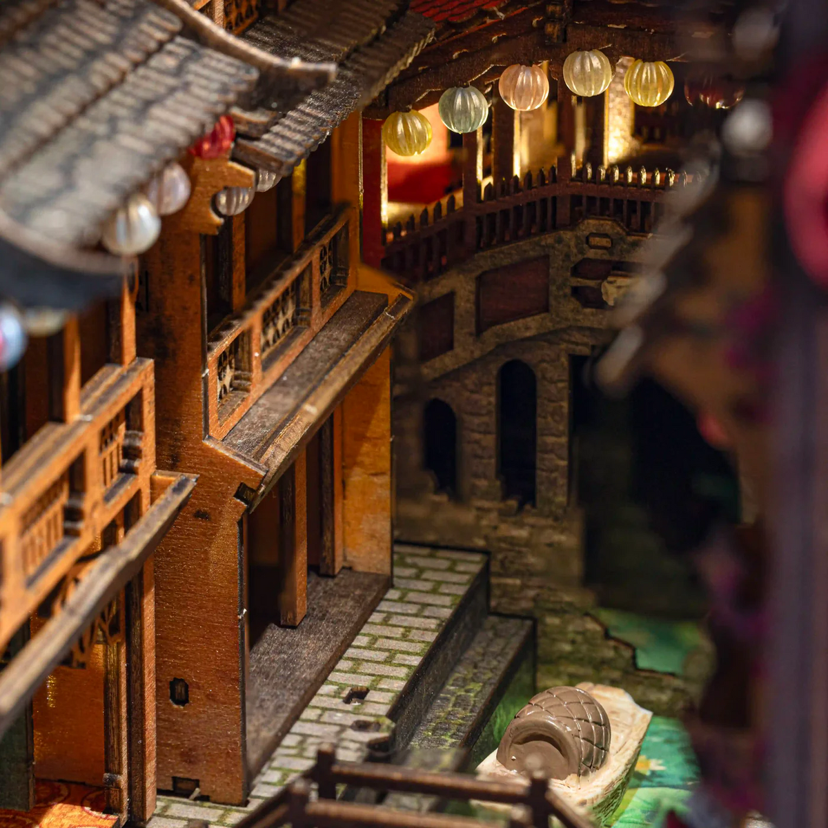 Hoi An Old Town Book Nook Kit